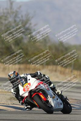 media/Dec-01-2025-Moto Forza (Mon) [[2daa91e15f]]/1-Advanced Group/Session 3 (Turn 3)/